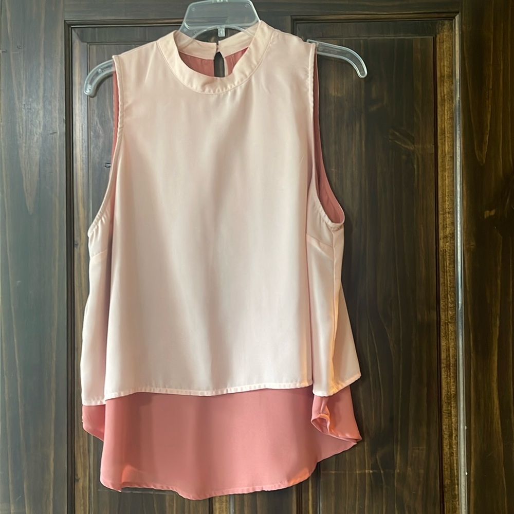 Daytrip Sleeveless Peach Flowy High Collar Blouse Size Large
